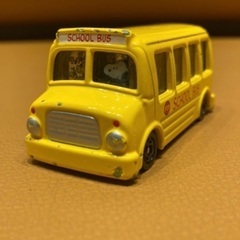 🚌《 TOMICA 》’SNOOPY,  スクールバス  かわい...