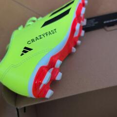 adidas CRAZYFASTサッカーシューズの画像