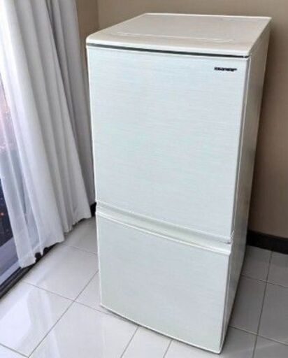 SHARP】ノンフロン冷凍冷蔵庫/137L/2019年製