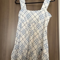 【完売・ありがとうございます】バーバリー　トップスの画像