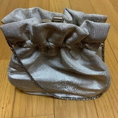 フォーマルバッグの画像