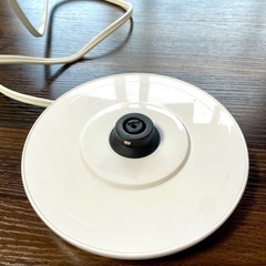 【100円】電気ケトル ティファール 白の画像