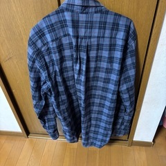 メンズシャツ　ユニクロXLの画像
