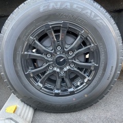 ハイエース　タイヤホイールセット