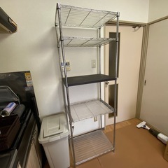 今から取りに来れる方限定(注意点有り)‼️✅ニトリ スチールキッチンラック