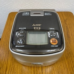 三菱　炊飯器  炭炊釜　NJ-ST06R　3.5合炊き　中古