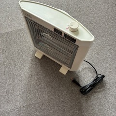 格安で‼️電気ストーブの画像