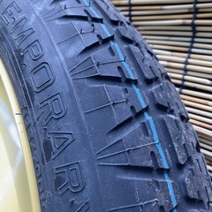 DUNLOP ダンロップ　 テンパータイヤ　
スペアタイヤ　チューブレス　4T RIM の画像