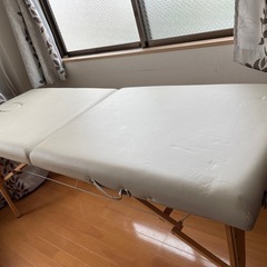 マッサージベッド
