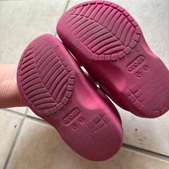 クロックス　15cm サイズ7 ショッキングピンクの画像