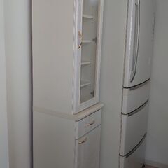 『高級感のあるスリムな』食器棚・カップボード ◑サイズ 40✕4...