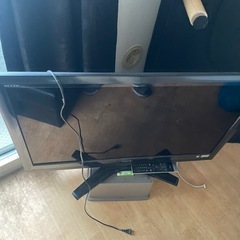 液晶テレビ