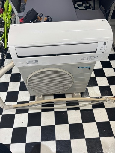 美品　DAIKIN エアコン F253A1ES-W 2024年製 美品DAIKIN エアコン F253A1ES-W 2024年製