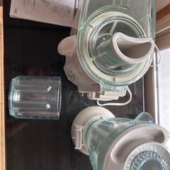 【無料】ジューサー　ミキサー
