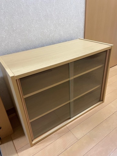 食器棚 (A) 瀬田の収納家具《食器棚、キッチン収納》の中古