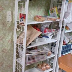 収納棚