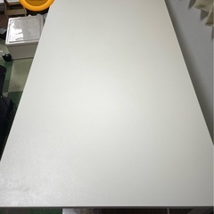 サンワ　140×60cm 大型デスク　パソコンデスク　usedの画像