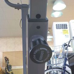 フィットネスバイク BTM デスク付きエアロバイク 物置台付き 折りたたみ 多機能デジタルメーター 西岡店の画像