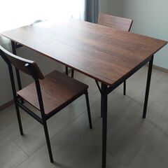 【値引き不可】テーブル＆椅子2脚セット