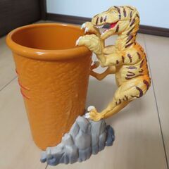ウォーキングウィズダイナソー　カップ（ペン立て）の画像