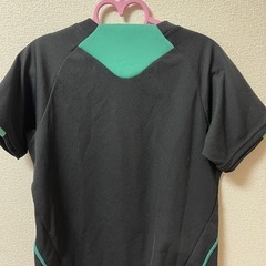 DESCENTE メッシュショートスリーブウェア ブラック/ターコイズの画像