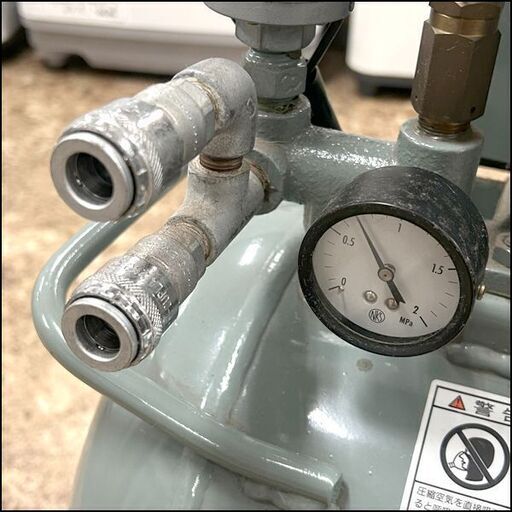 日立 エアーコンプレッサー 0.4P-7SA5 ベビコン 100V 0.4kw 最大圧力0.69Mpa 充填停止まで約5分 札幌近郊 