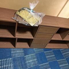 本棚。学用品棚