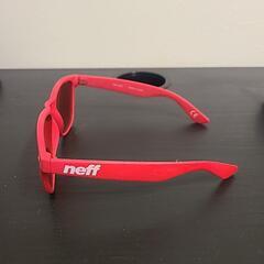neff トイサングラスの画像