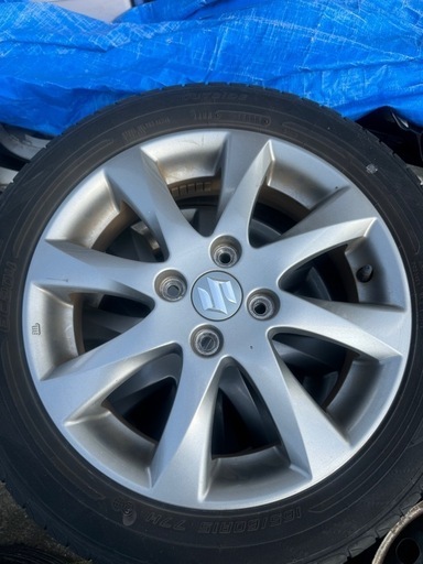 ソリオホワイト&ブラック純正ホイール