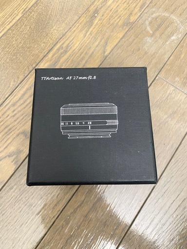 Tartisan 27mm F2.8の単焦点レンズ Xマウント