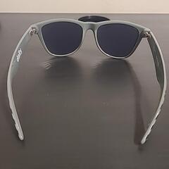 neff トイサングラスの画像