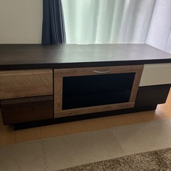 テレビ台の画像