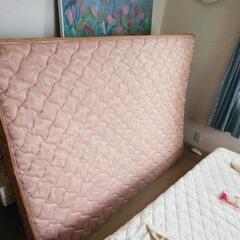 【美品】フランスヘッド高級マット、セミダブル