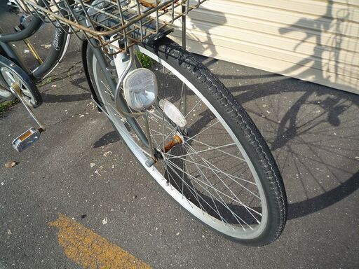 自転車 26インチ カゴ付き グレー Escort TOWN 6段変速 中古 サビ多め