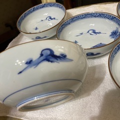 有田焼　幸祥窯　古伊万里　未使用品 青い絵柄の陶磁器ボウルの画像