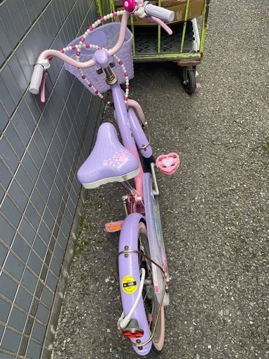 最終値下げ‼️子供用自転車 補助輪付き 女の子 ソフィ ピンク 紫 (みみ
