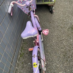最終値下げ‼️子供用自転車 補助輪付き 女の子 ソフィ ピンク 紫 の画像