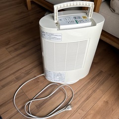 除湿器　パナソニックの画像