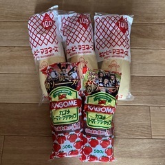 マヨネーズ3本とケチャップ2本