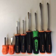 【美品・良品】　Snap-on/スナップオン　プラスドライバー・マイナスドライバー　8本セット　ラバーグリップ　DES414095　SGDP42IRBの画像