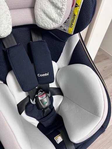 【取引中】combi チャイルドシート 
