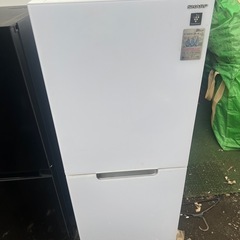 SHARP SJ-GD15G-W 冷蔵庫 2021年製 シャープ 家電 中古