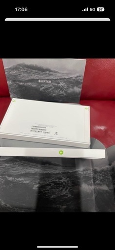 Apple Watch Ultra 2（GPS + Cellularモデル）- 49mmブラックチタニウムケースとブラックオーシャンバンド