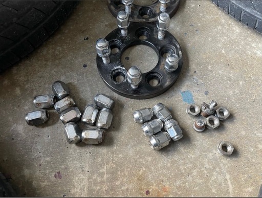 社外ホイール　プリウスから取り外しスペーサーネジバカ　ティアナ用社外ホイール　18×71/2J ET +42 48 55？　5×114