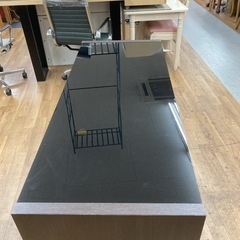 S721 ⭐ ガラス天板デスク オフィスデスク PCデスク 幅150cm USEDの画像