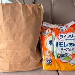 大人用紙オムツ(未使用品)