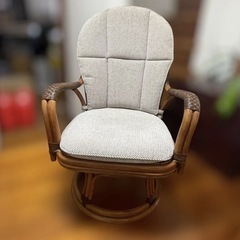 【美品】Kazama 　籐　椅子　ラタンチェア　クッション付き　...
