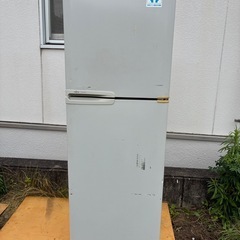 2ドア冷蔵庫220L　