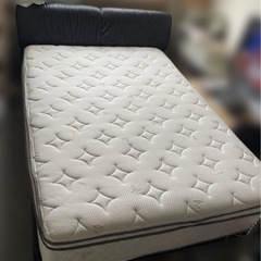 黒革フランスベッドと厚手マットレス付きの画像
