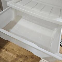 衣装ケース(引き出し色チェスト)の画像